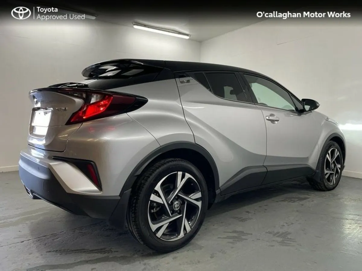 Toyota C-HR HYBRID SPORT BI-TONE 4DR - Image 4