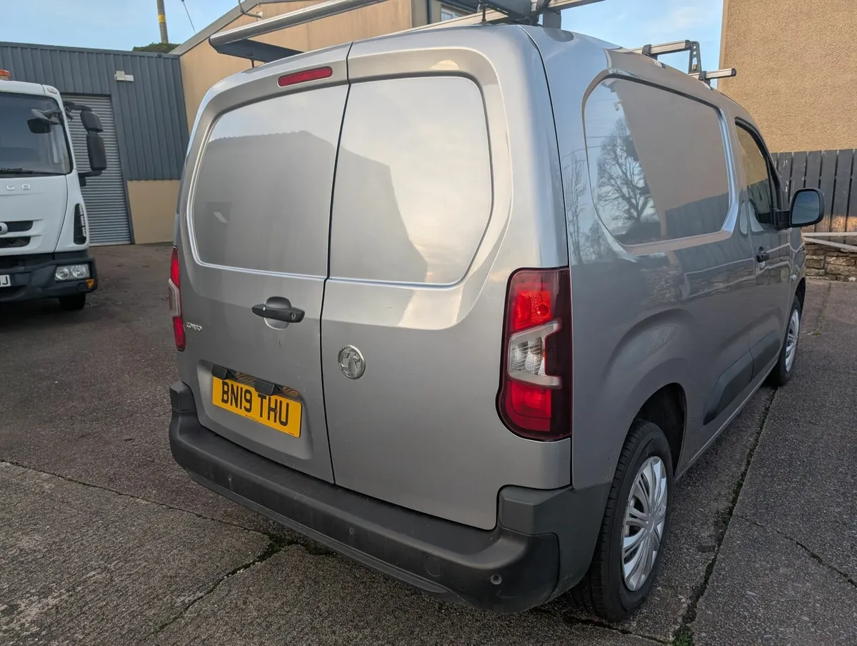Vauxhall Combo 2019 - Image 3