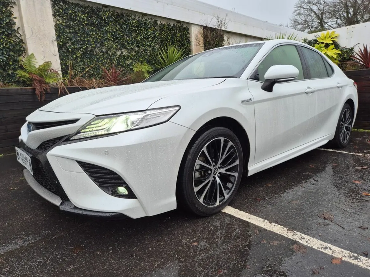 Toyota Camry 2.5 HYBRID / SOL WORLD SPORT EDITION - Image 1