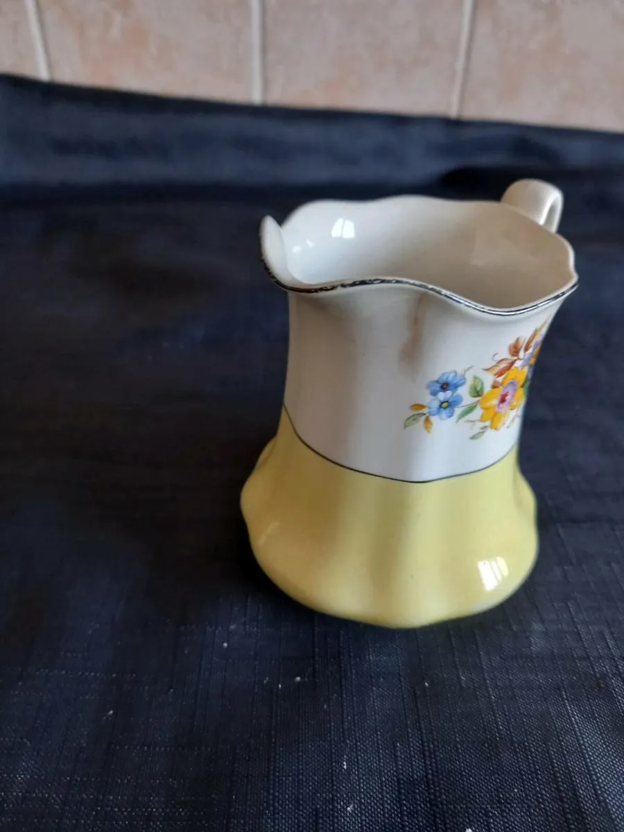 Johnson Bros Old Milk jug - Image 3