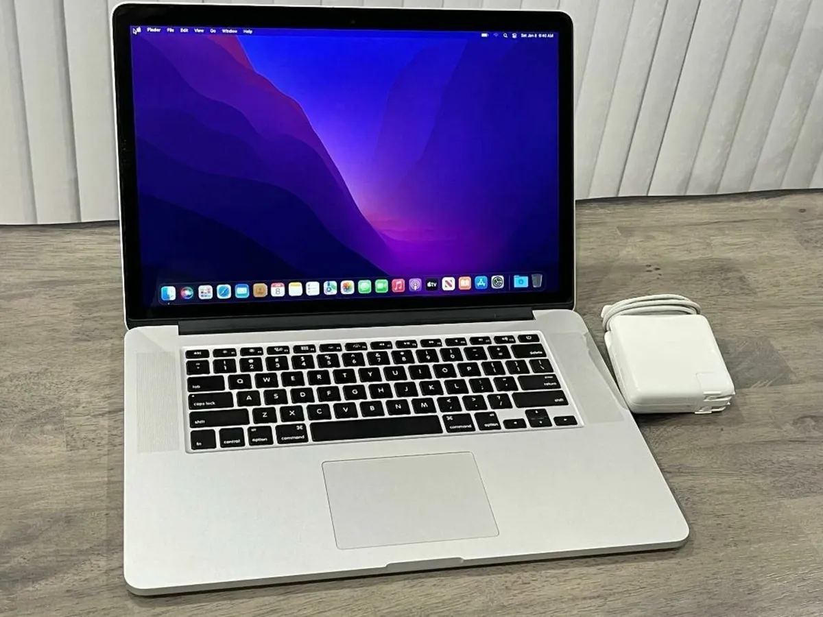 MacBook Pro 15.4-inch (refurbished) for sale - Image 4