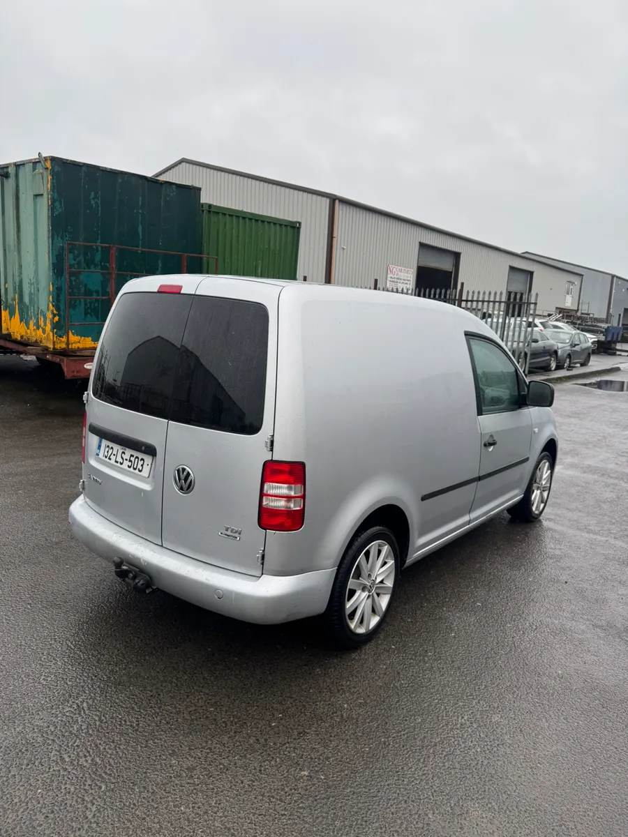 132 Volkswagen Caddy 1.6TDI - New Test - Image 4