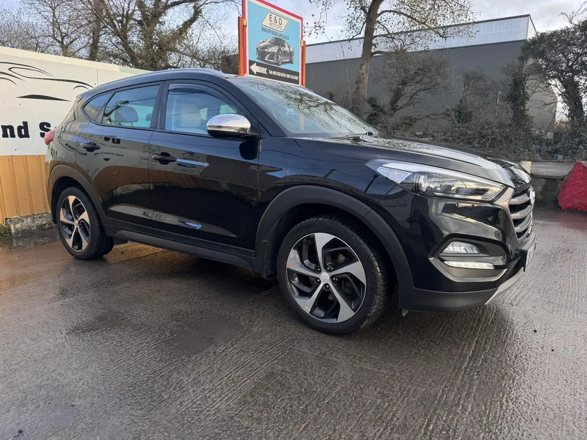 181 Hyundai Tucson 1.7D EXECUTIVE Low Miles - Image 3