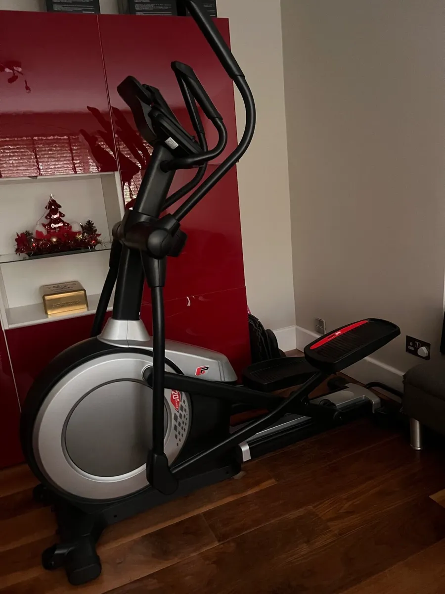 Cross Trainer - Image 2