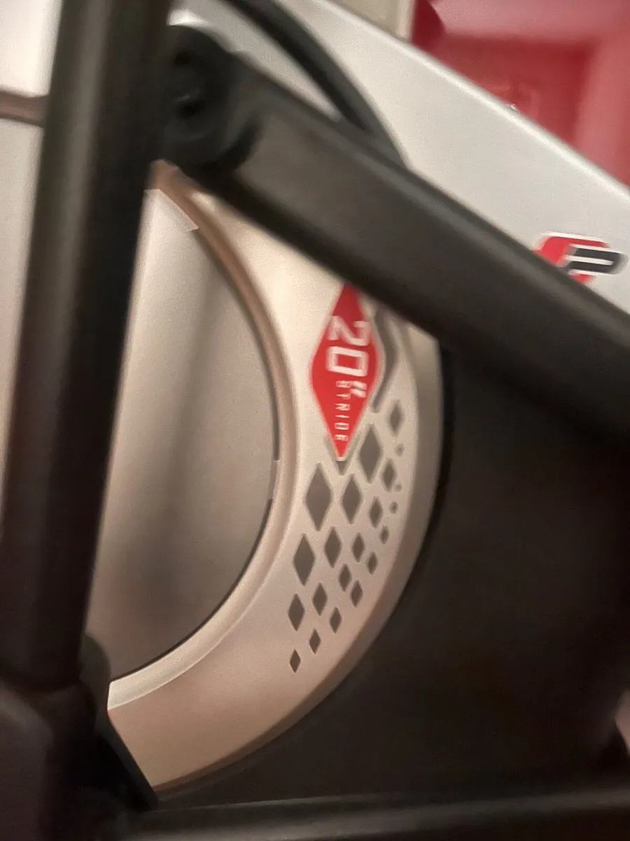 Cross Trainer - Image 4