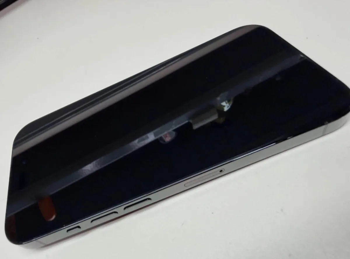 iPhone 14 Pro - Image 4