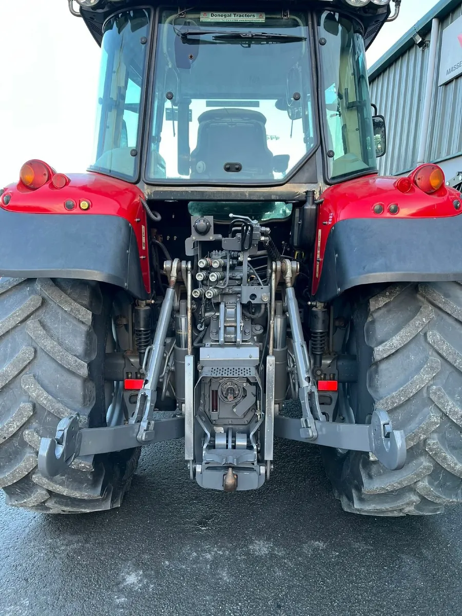 Massey Ferguson  5712 SL with Quicke Q4m  Loader - Image 3