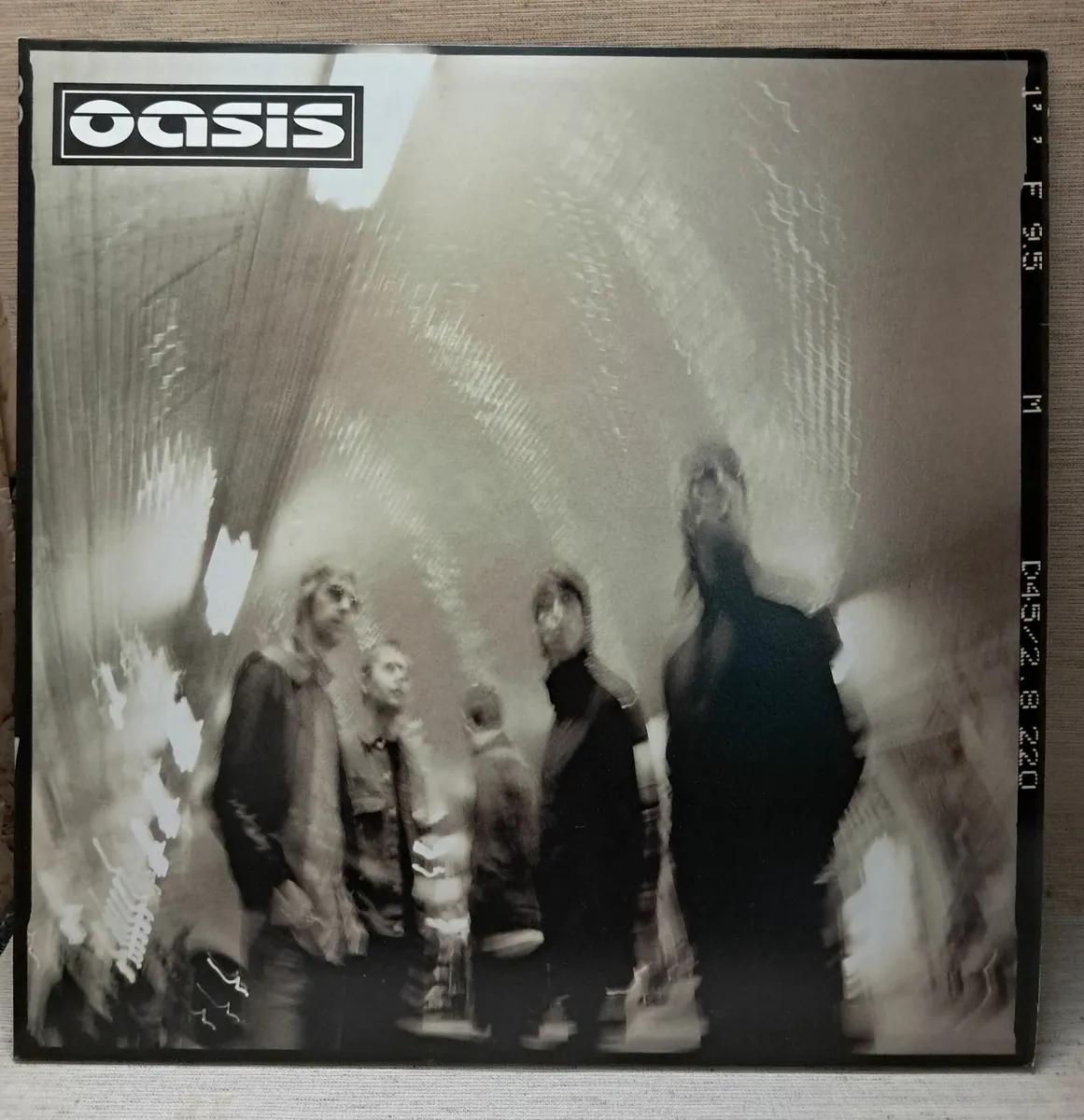 Oasis – Be Here Now 2×Vinyl LP - Image 1
