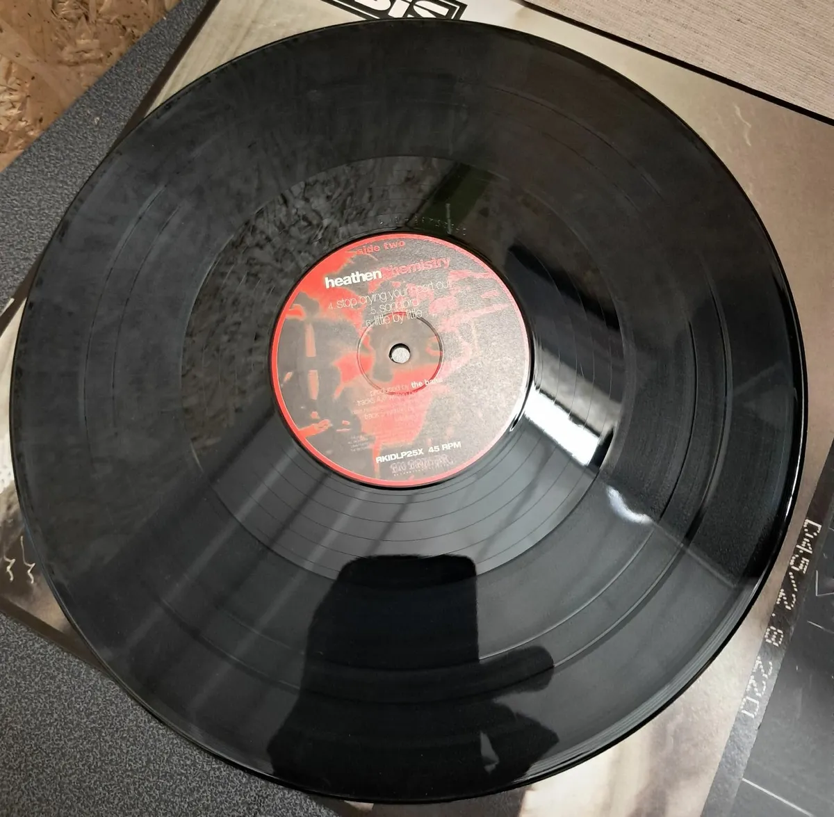 Oasis – Be Here Now 2×Vinyl LP - Image 4