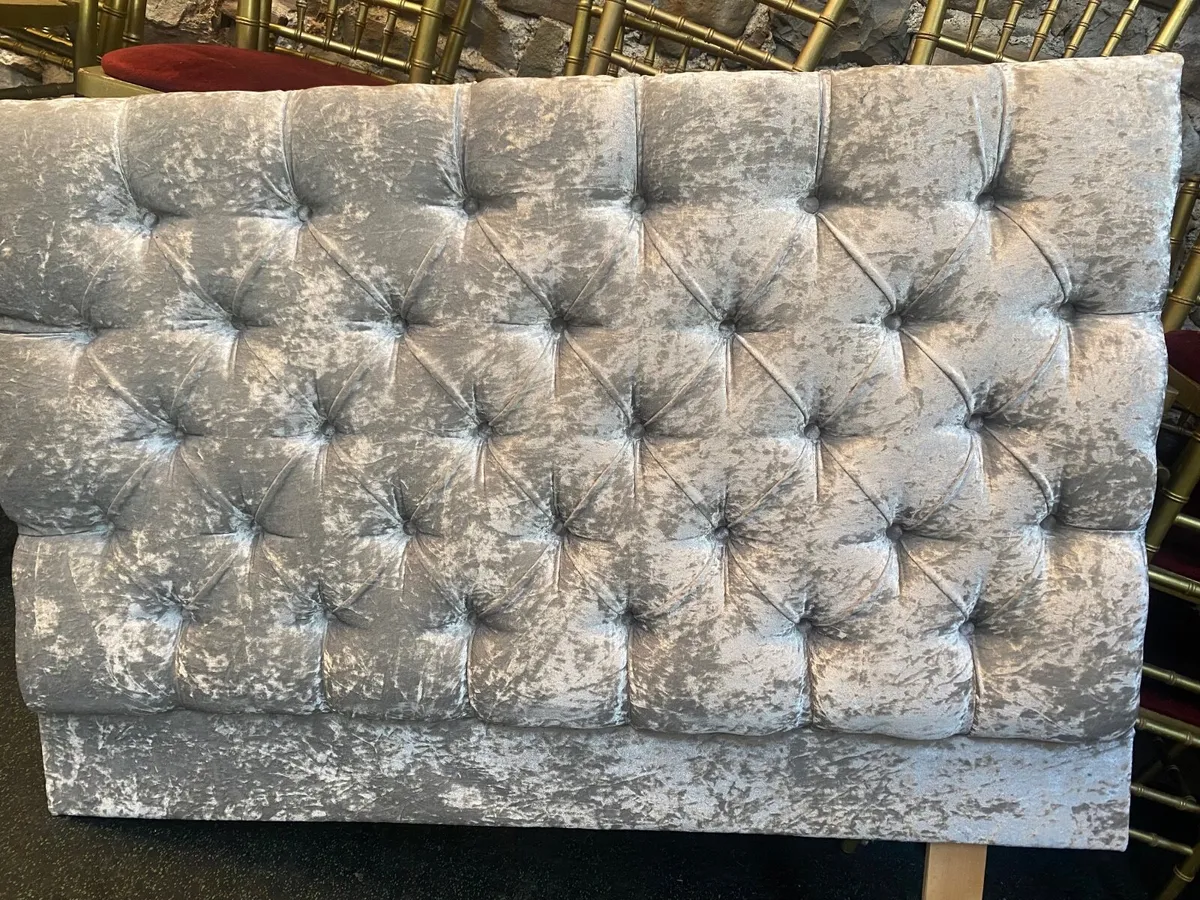 Headboard and blanket box - Image 1