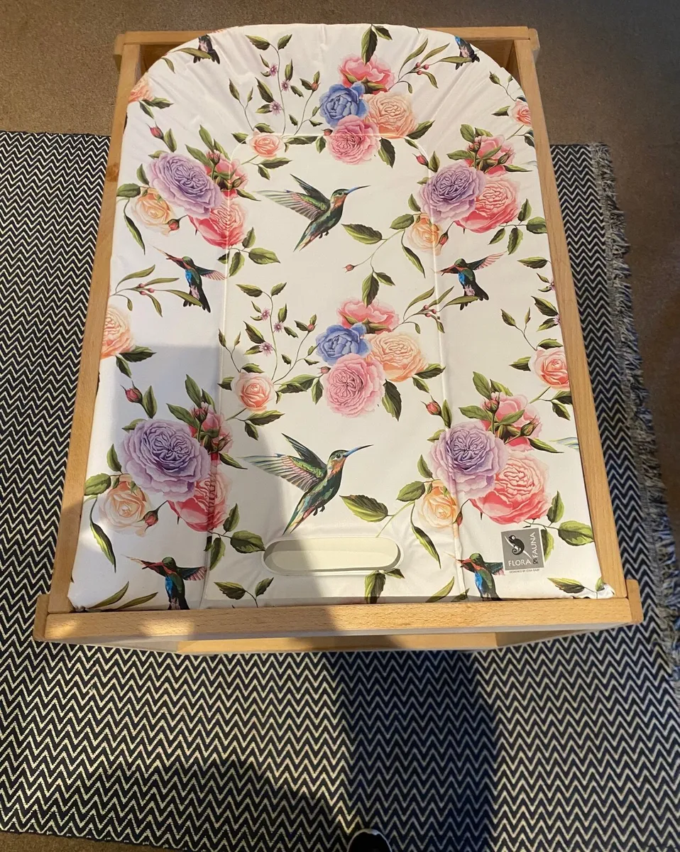 Changing table - Image 4