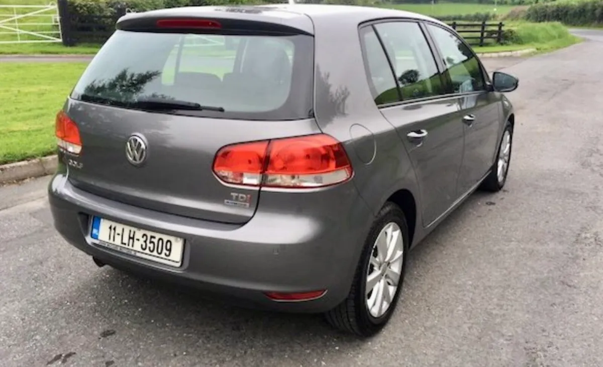 11 VW GOLF 1.6TDI MATCH “ HIGH SPEC” - Image 3