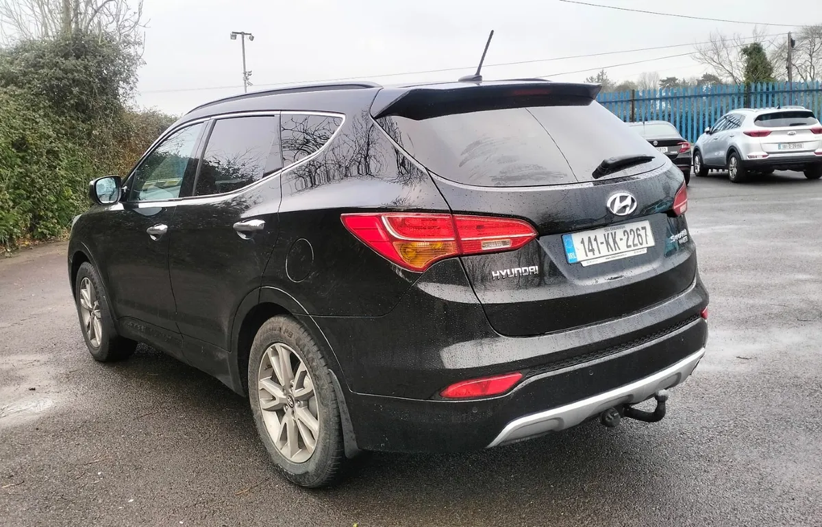 Hyundai Santa Fe 2014 - Image 4