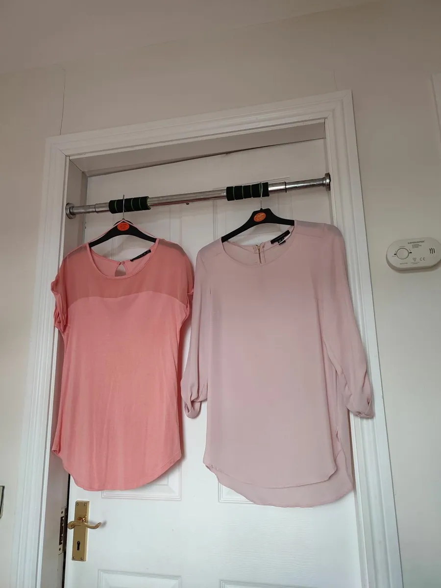 womens clothes - Image 1