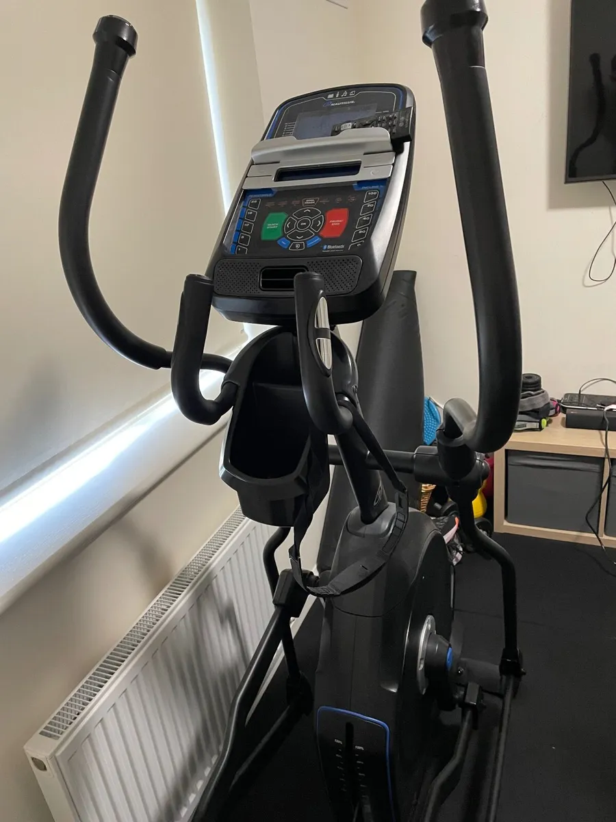 Cross Trainer - Image 4