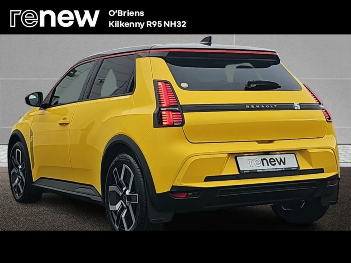 Renault 5 E-Tech TECHNO 52 KWH 150 BHP AUTO 5Dr - Image 3