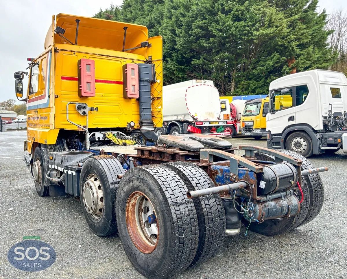 1996 Scania 113M 360 Tractor Unit - Image 2