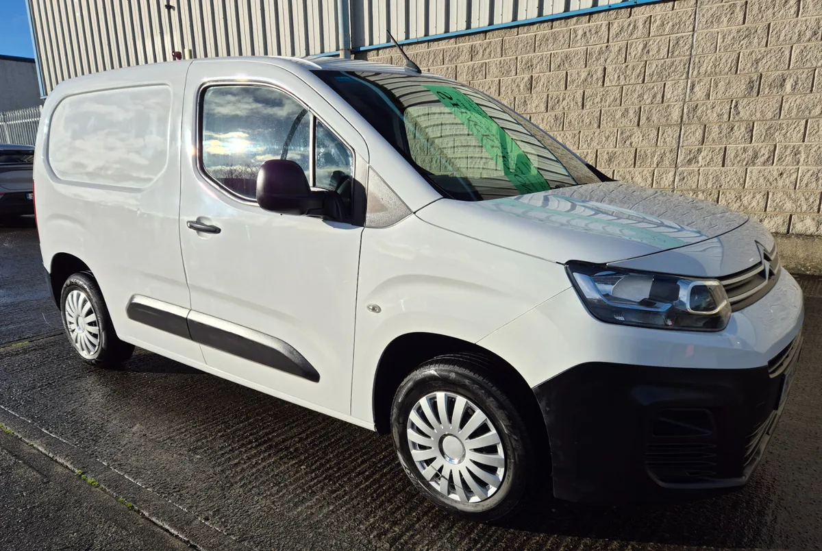 2019 Citroen Berlingo Partner  3 seater - Image 1