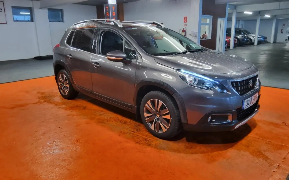 Peugeot 2008 1.2 PureTech 82bhp Allure - Image 1