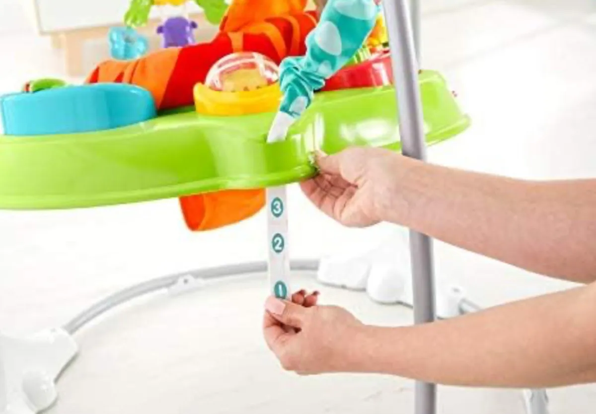 Fisher Price jumping bouncer - Image 4