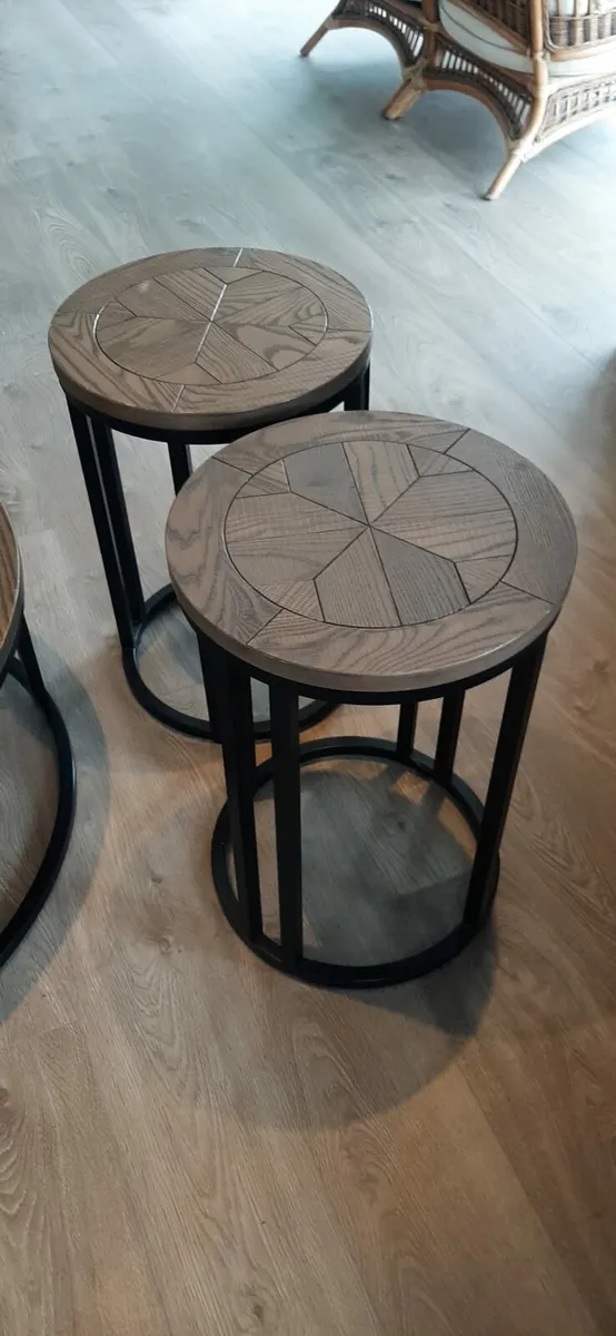 Vintage style Coffee table and 2 side tables - Image 3