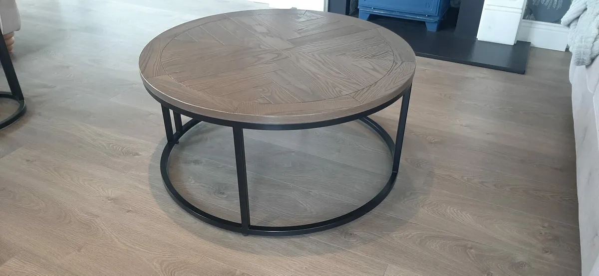 Vintage style Coffee table and 2 side tables - Image 4