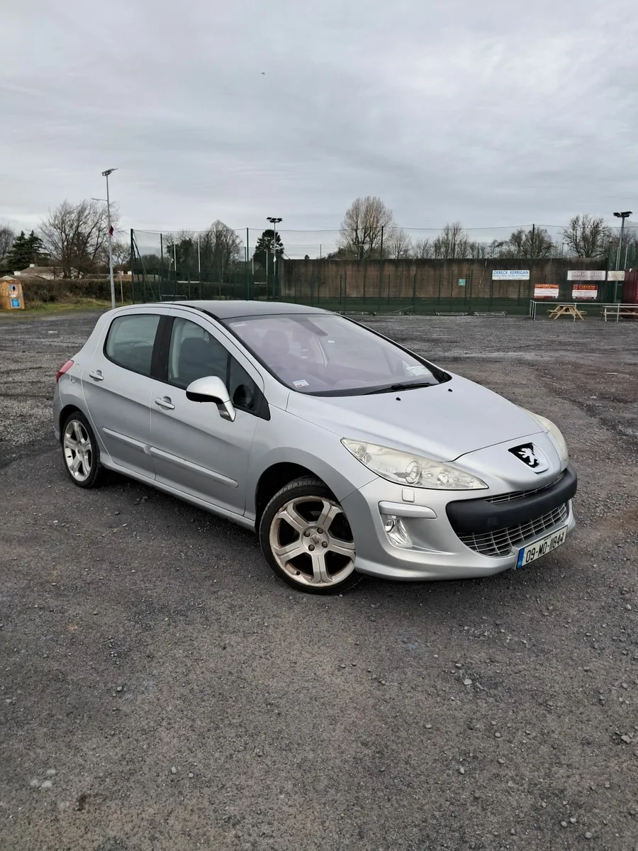 Peugeot 308 2009 - Image 1