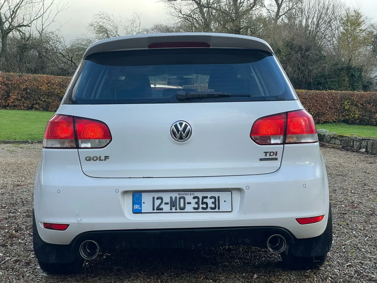 VW Golf R Line - Image 3