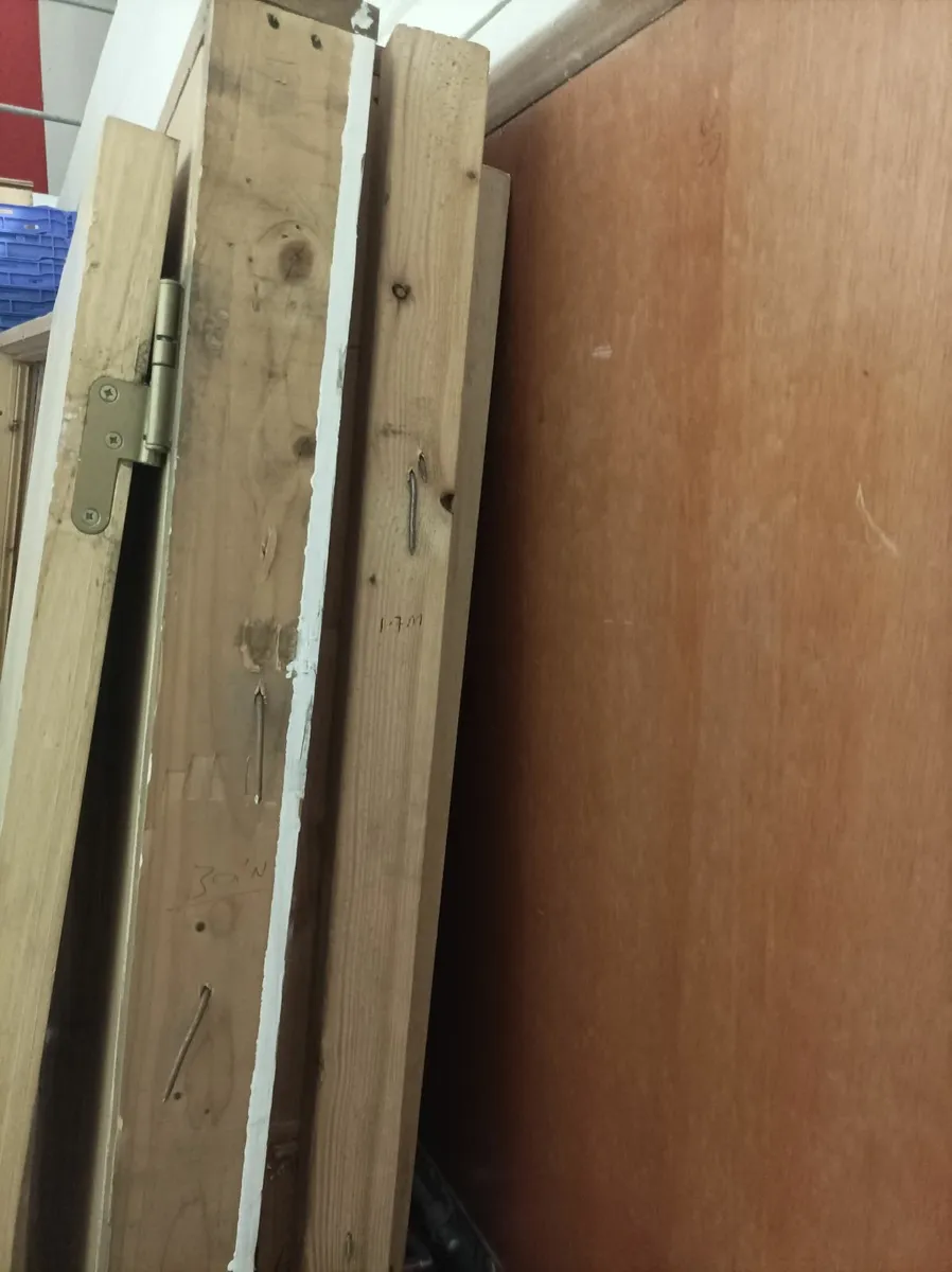 Ash Doors & Frame, fitted: Lock, Handle & Hinges - Image 2