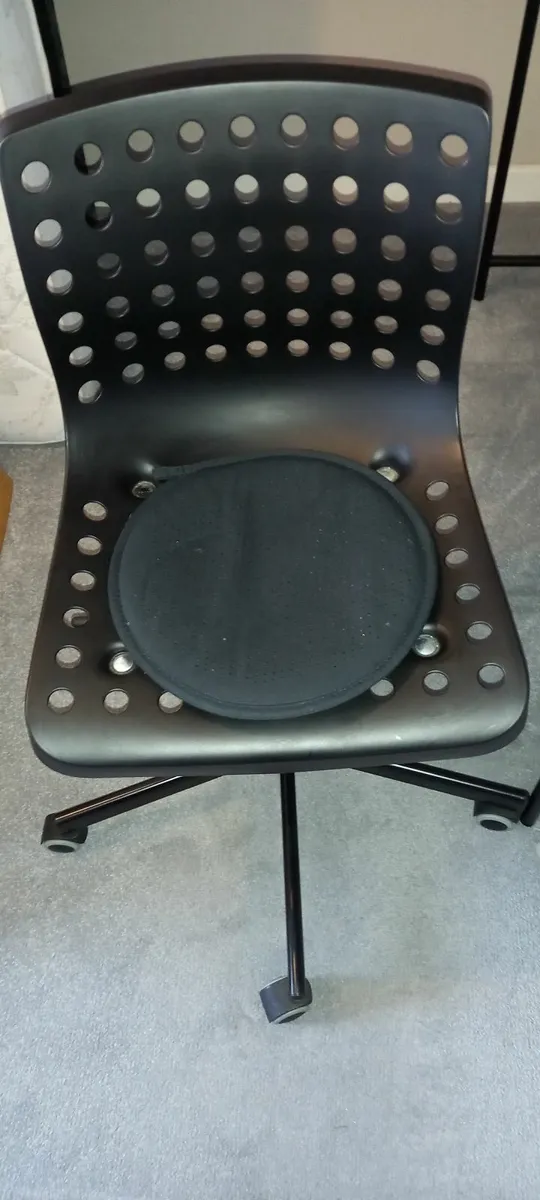 Office Chair - Image 3