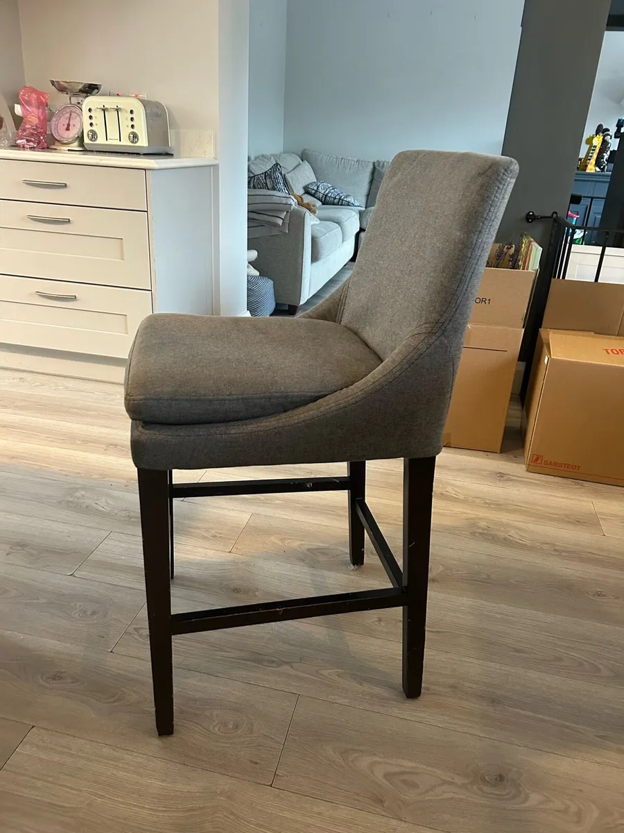 3 island stools - Image 2