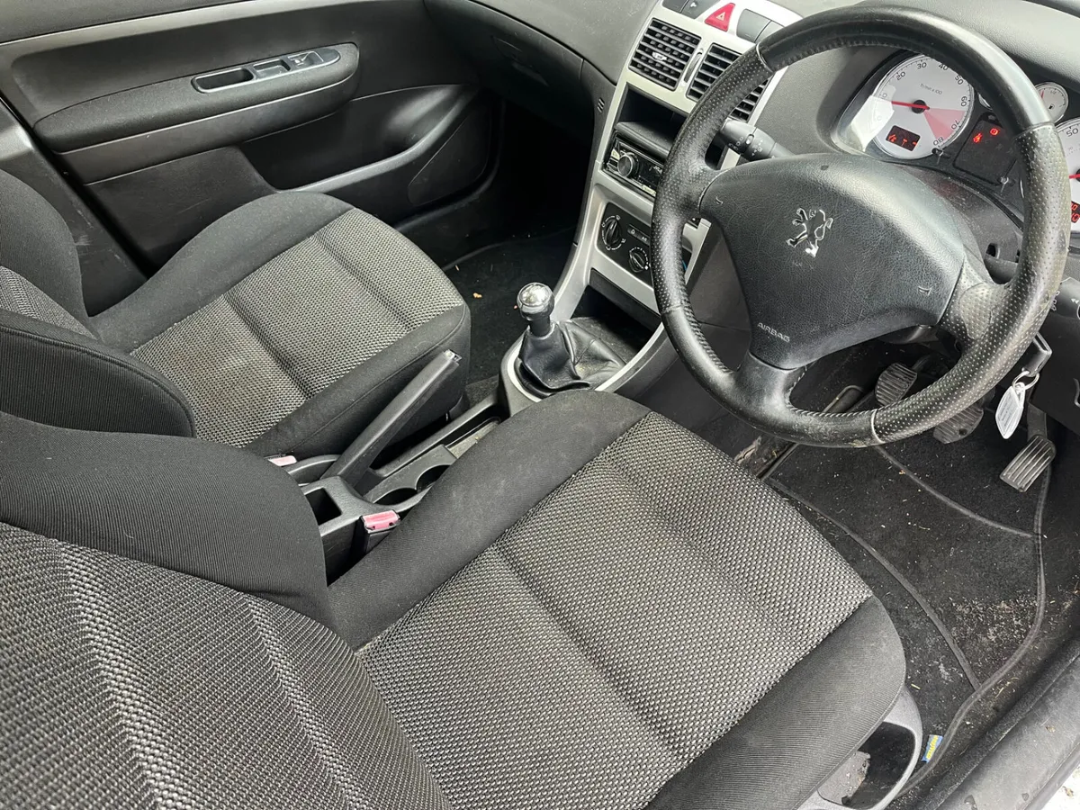 Peugeot 307 1.4 petrol - Image 4