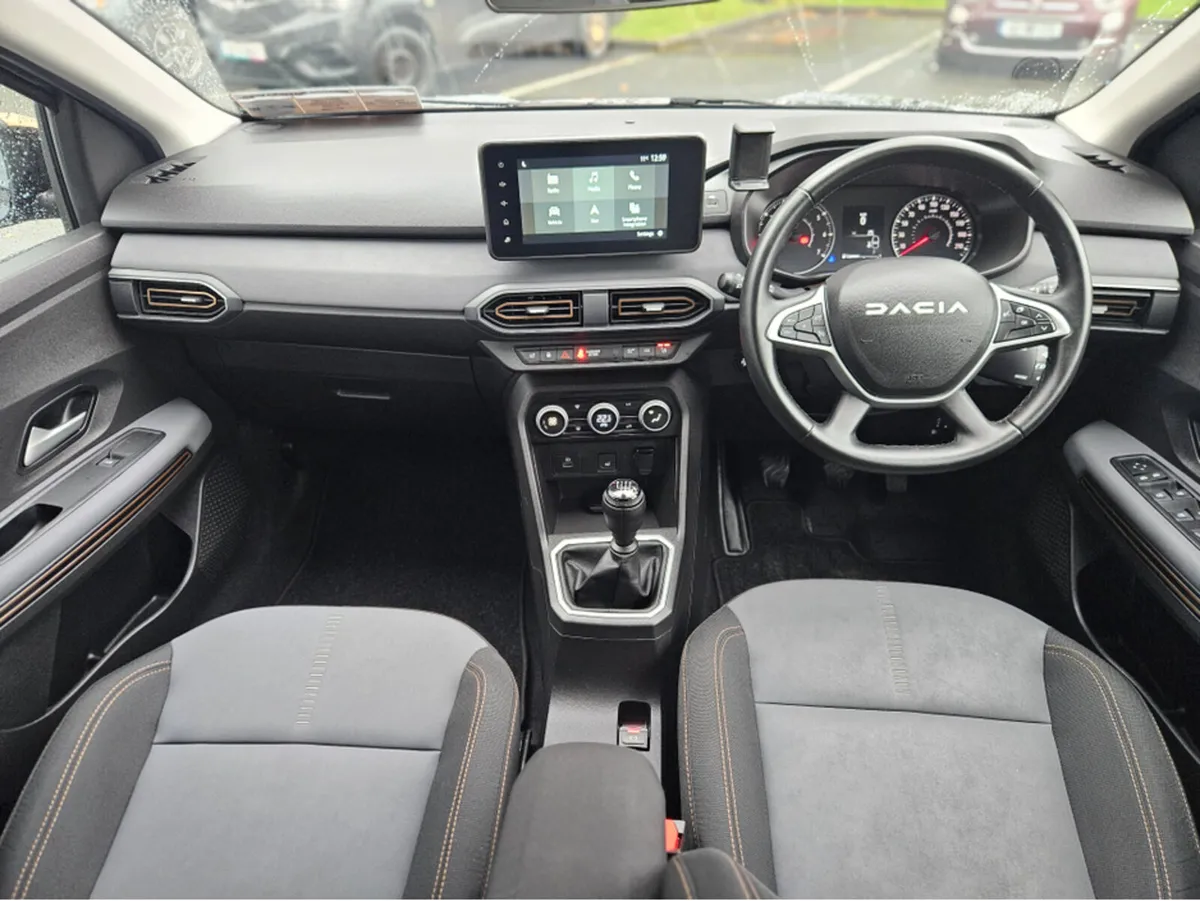 Dacia Jogger EXTREME TCE 110 NBI 5DR - Image 2