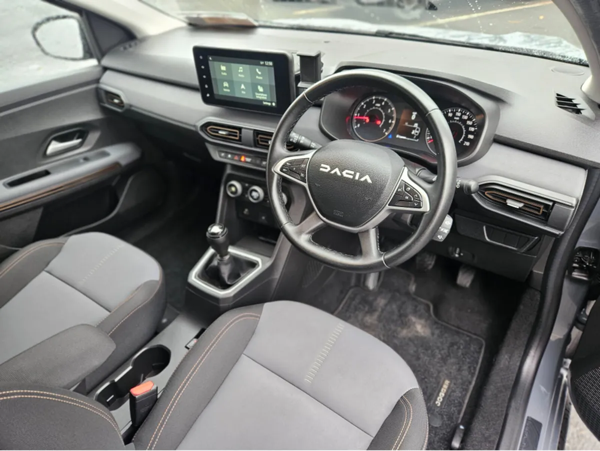 Dacia Jogger EXTREME TCE 110 NBI 5DR - Image 3