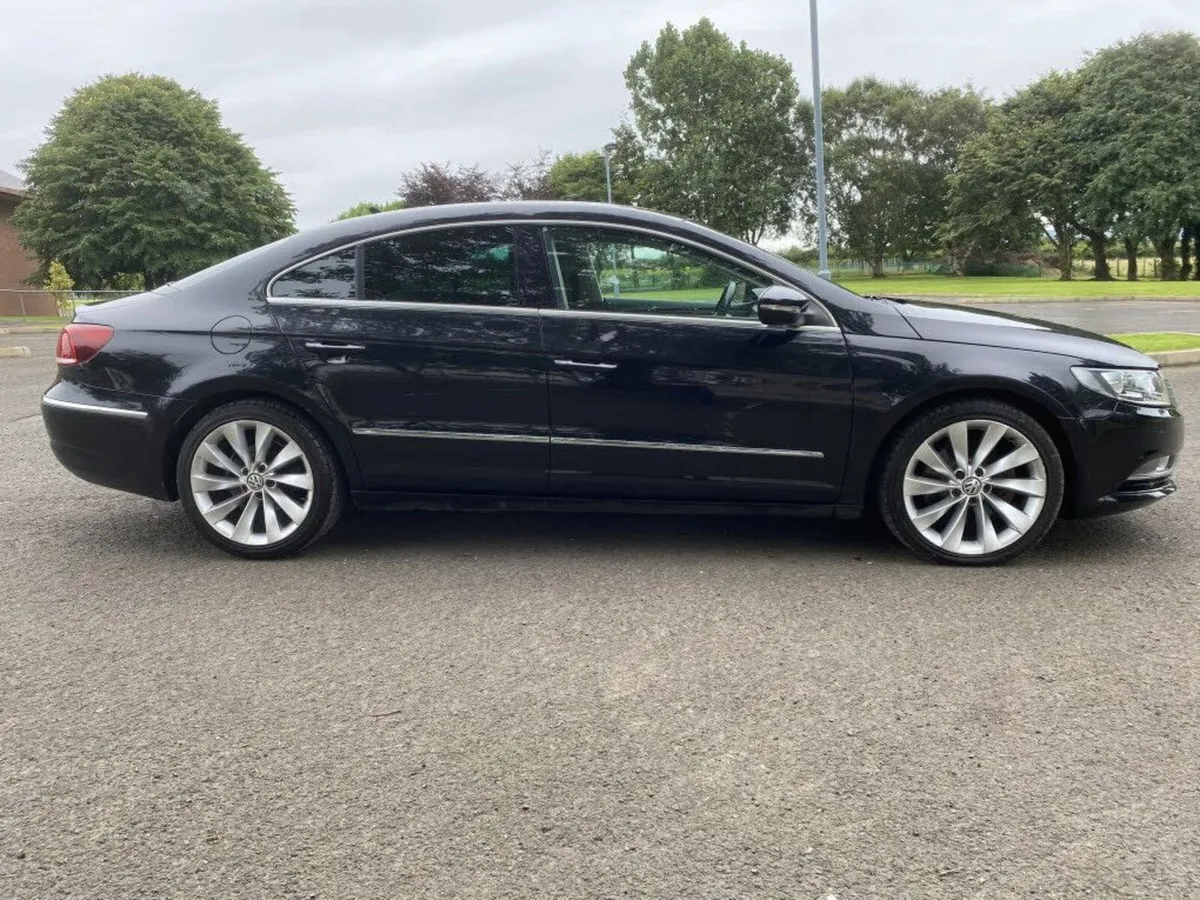 Volkswagen Passat 2013 - Image 1