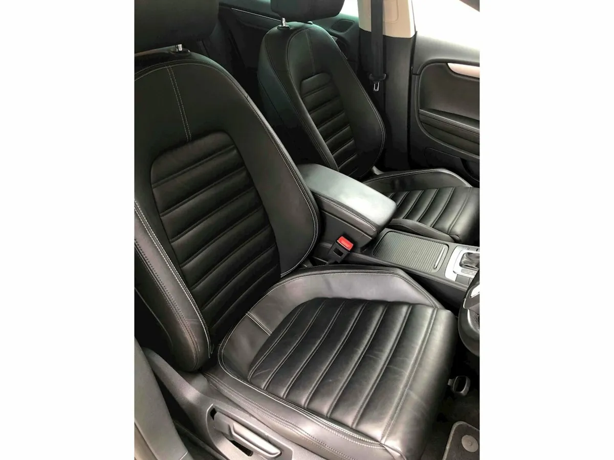 Volkswagen Passat 2013 - Image 4