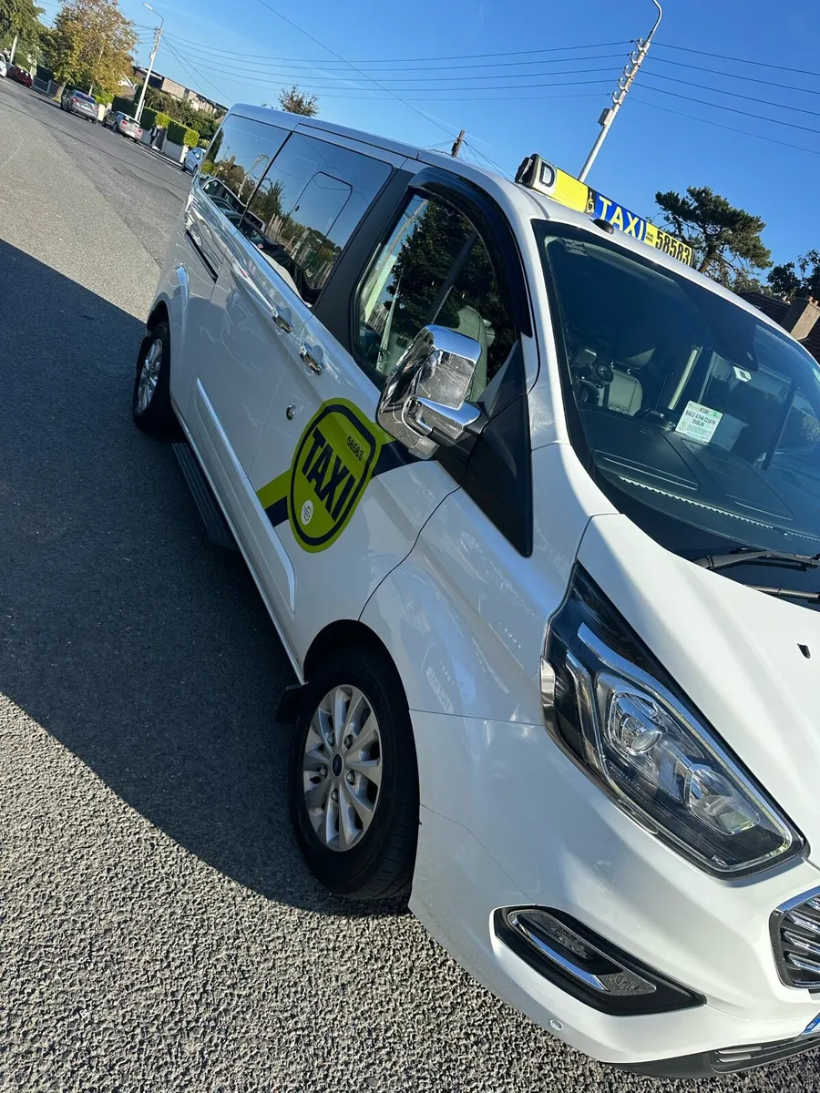 Ford tourneo wheelchair taxi - Image 2