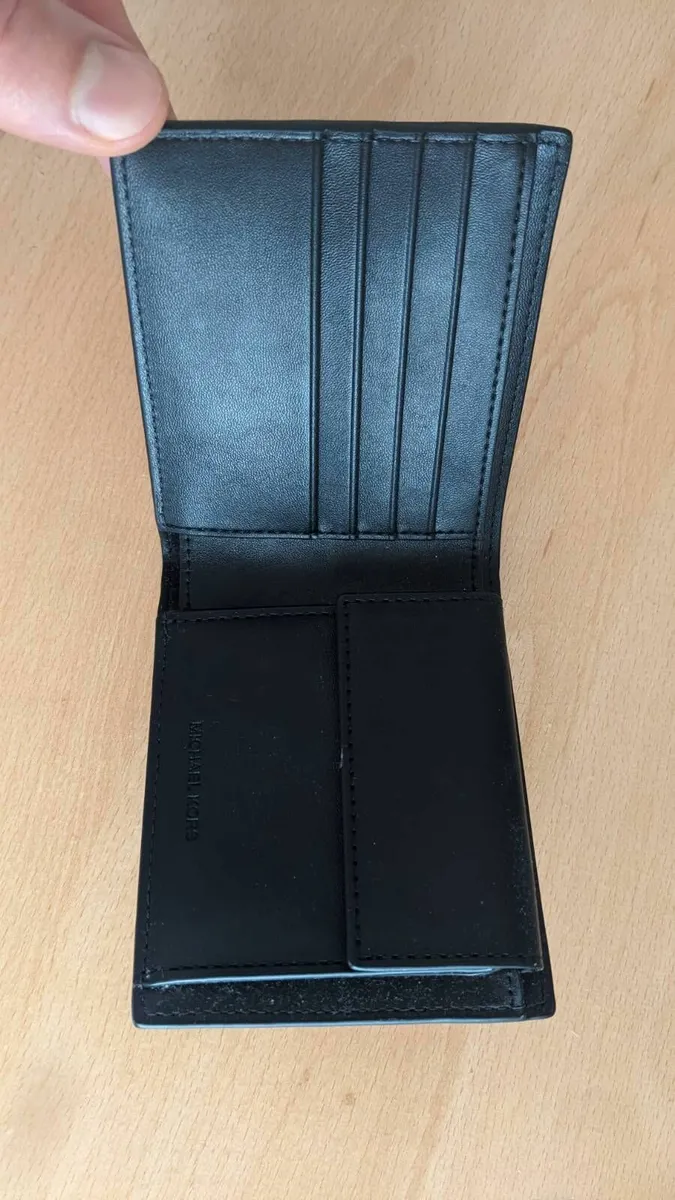 Brand New Michael Kors Leather Wallet Medium Brown - Image 4