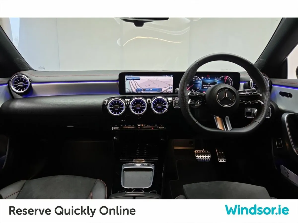 Mercedes-Benz CLA 250e AMG Line Executive 8G-DCTQ - Image 4