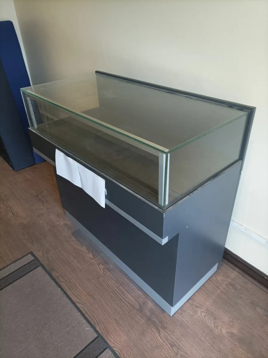 Display Stand - Image 1