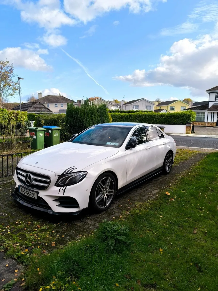 Mercedes-Benz E-Class 2016 AMG LINE - Image 2