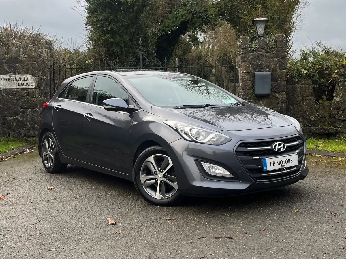 Hyundai i30 1.6 Diesel Deluxe - Image 3