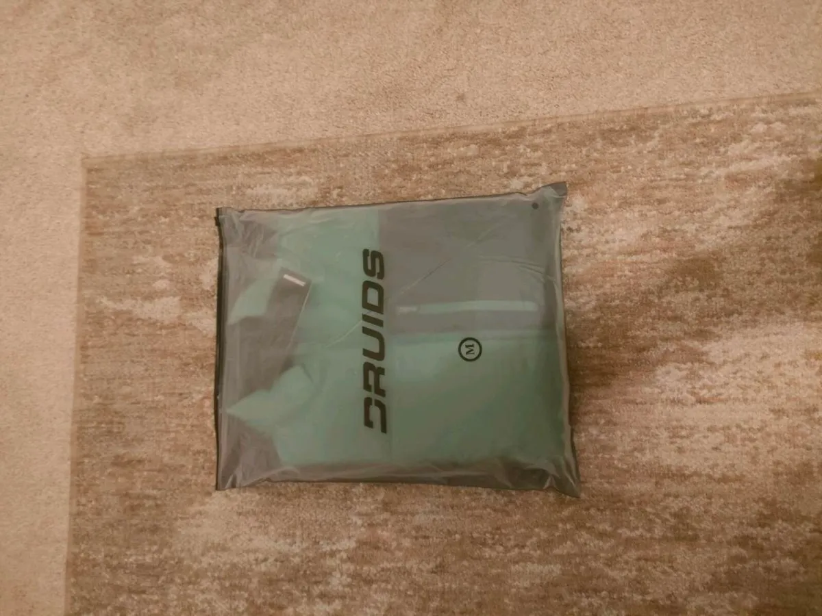 Druids Golf Jacket - Image 3