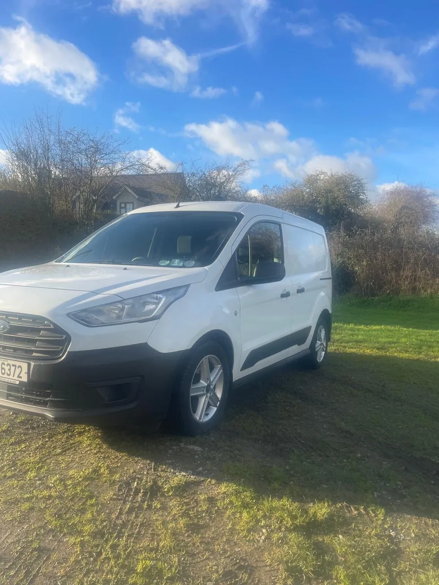 Ford Transit Connect 2019 - Image 2