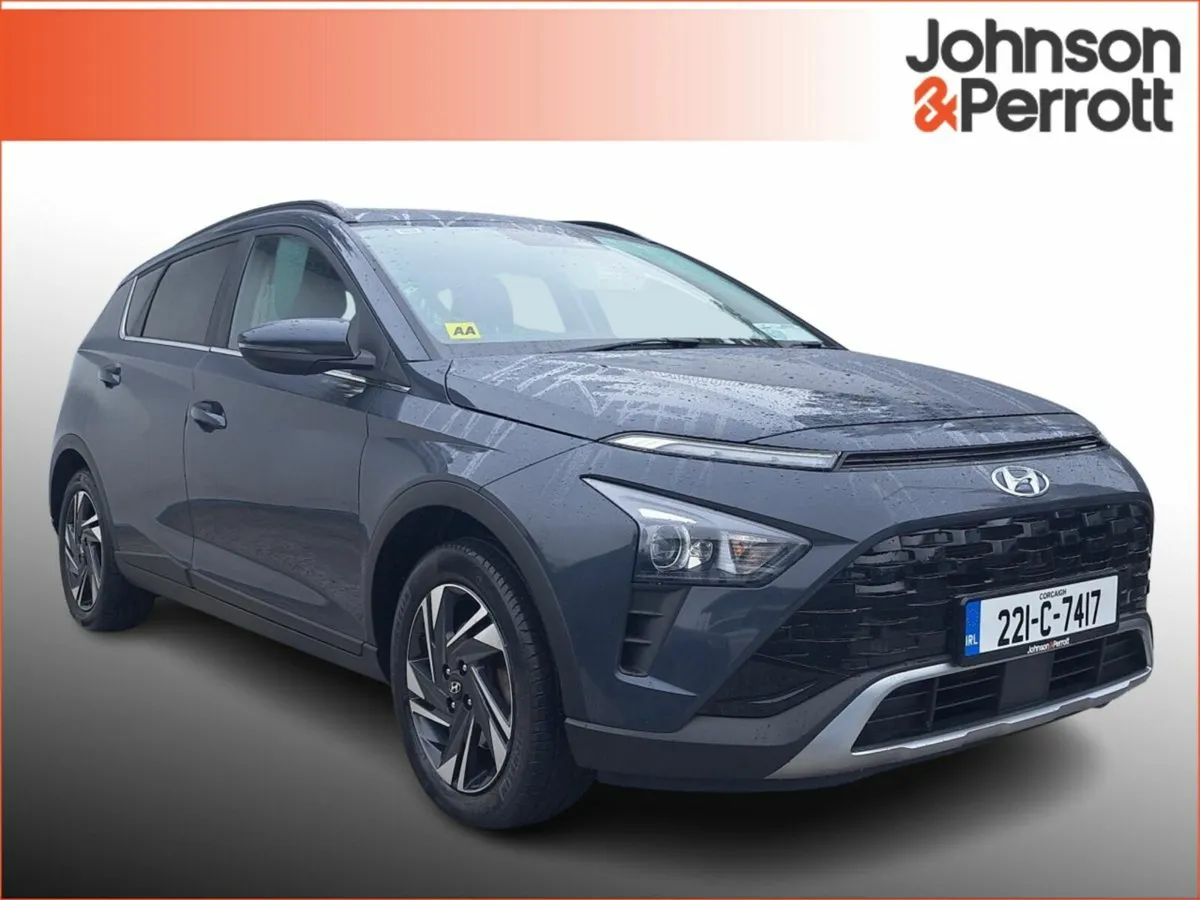 Hyundai Bayon EXECUTIVE 1.2 PETROL. TINY MILEAGE - Image 1