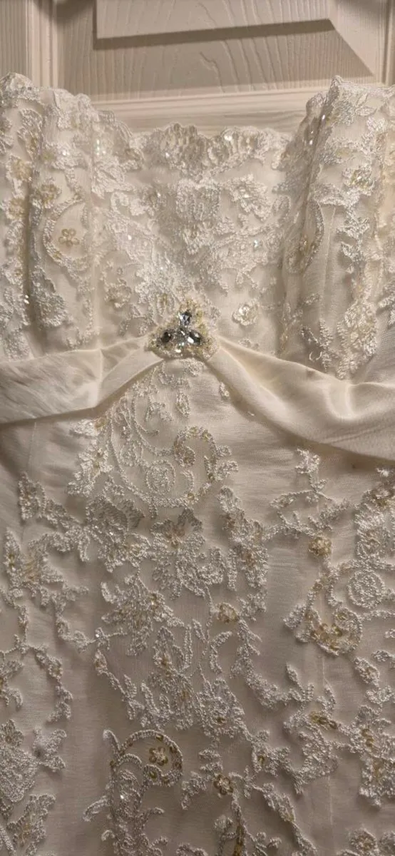 Wedding Dress - Image 4