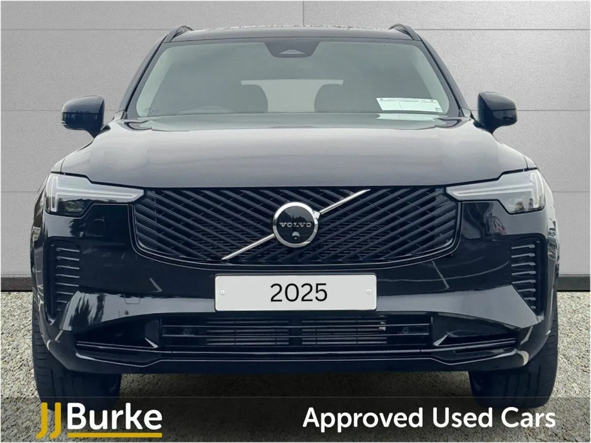 Volvo XC90 Ultra T8 PHEV AWD Auto Estate - Image 2