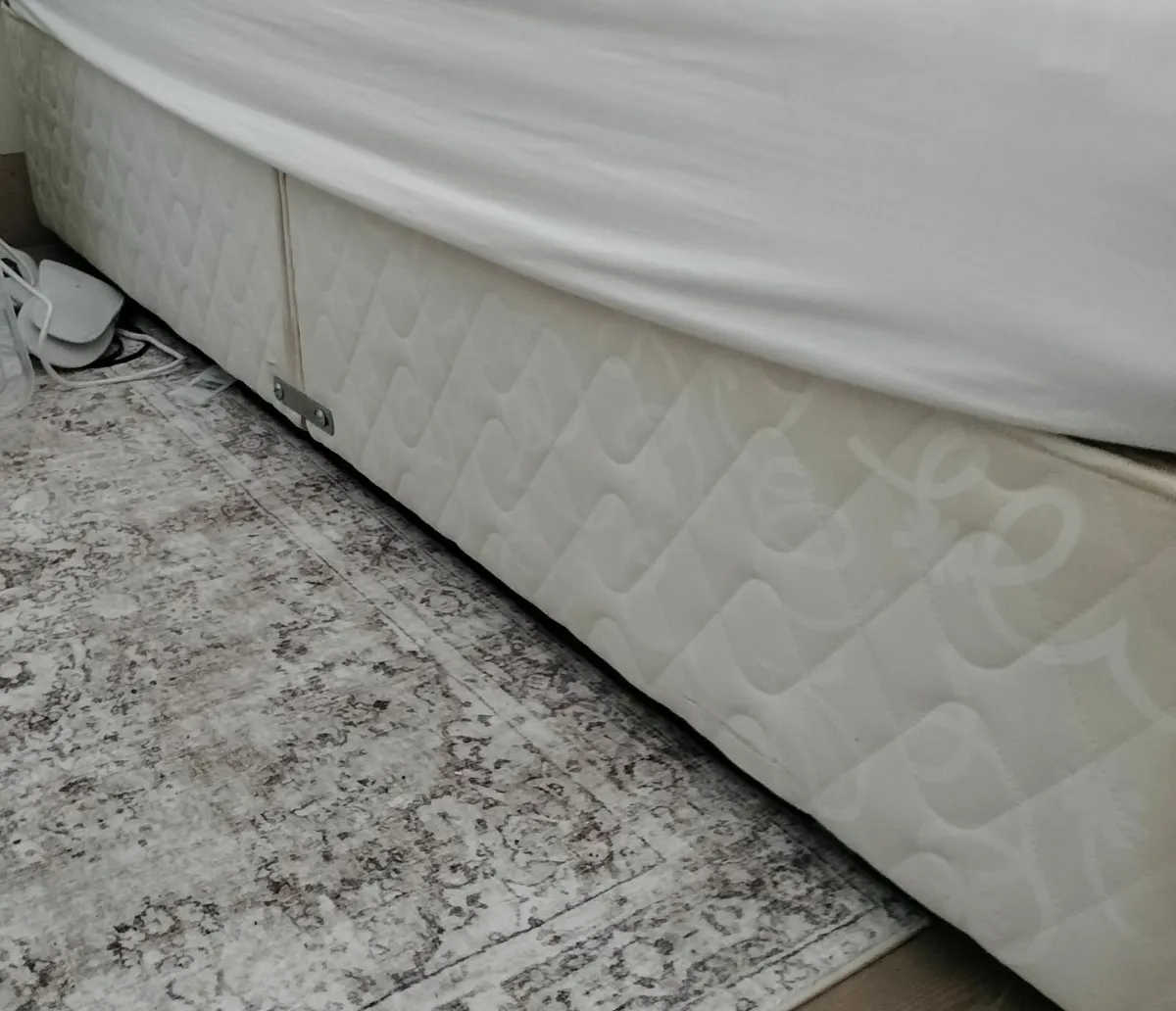 Bed base and headboard only (double) - Image 2