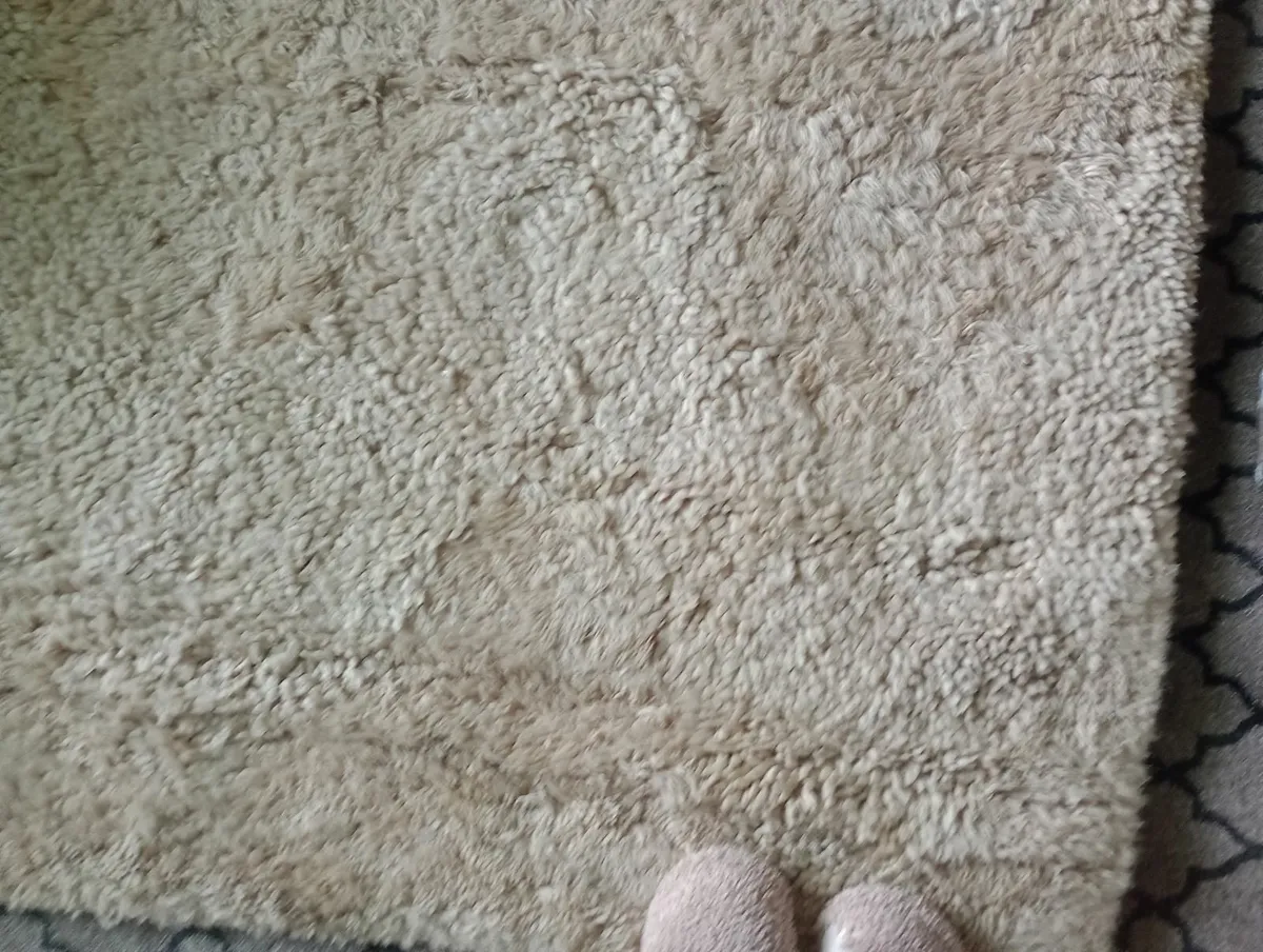 Woollen rug - Image 2