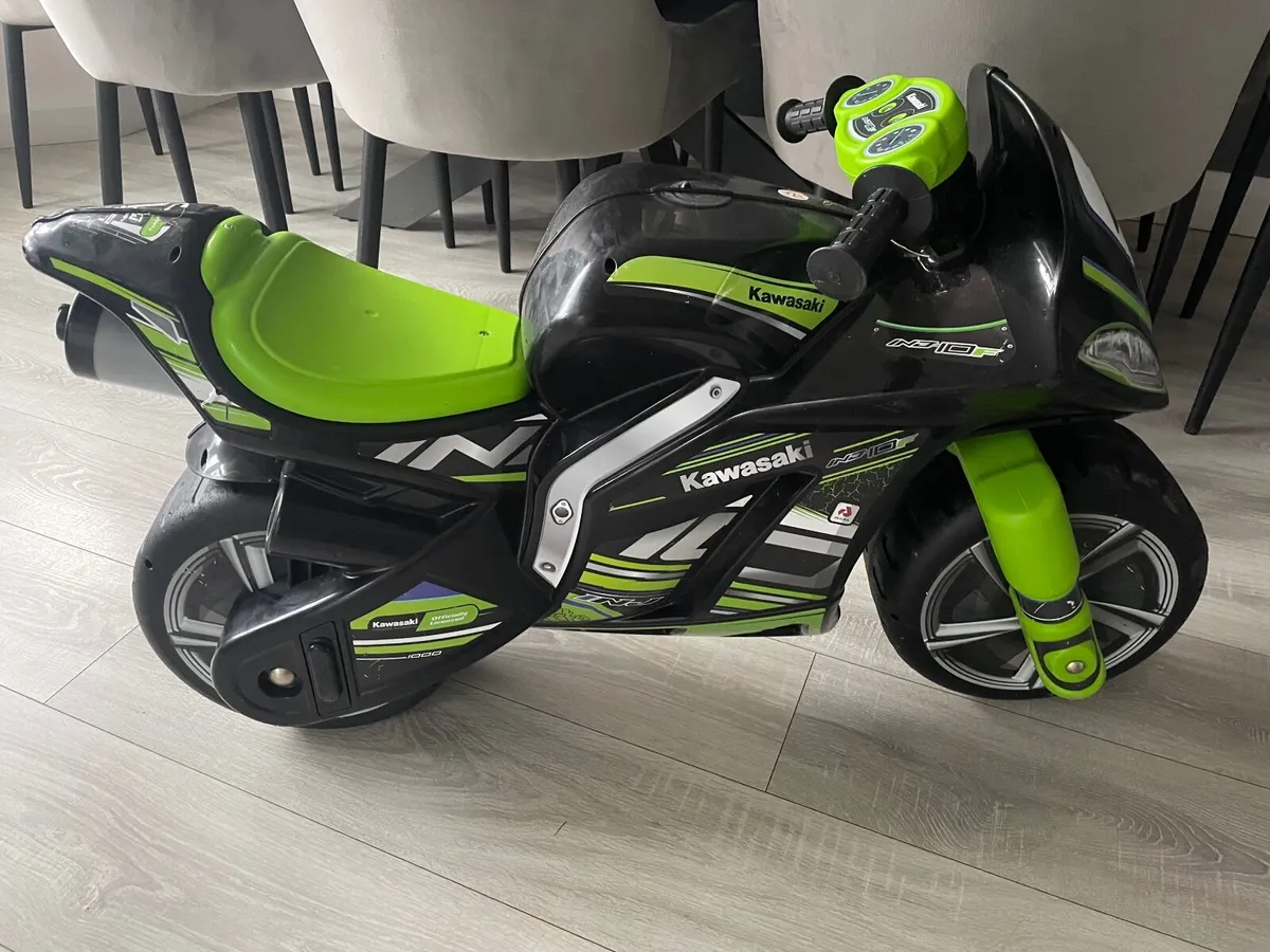 Push along motorbike - Image 2